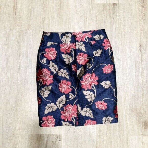 Ann Taylor Women’s Floral Jacquard Petite Pencil Skirt - Size 2P - Picture 8 of 14